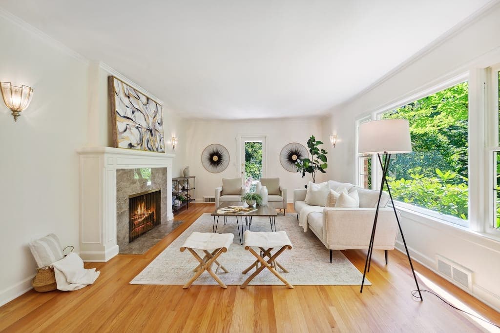 Upstaging Seattle — 11323 8th Ave NW
